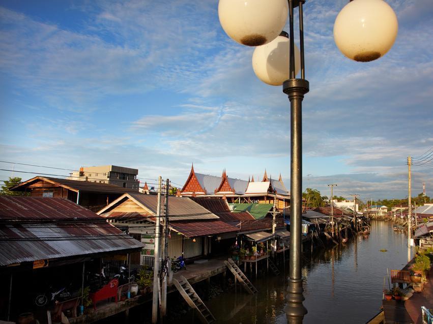 Amphawa Nanon Hotel Exterior foto